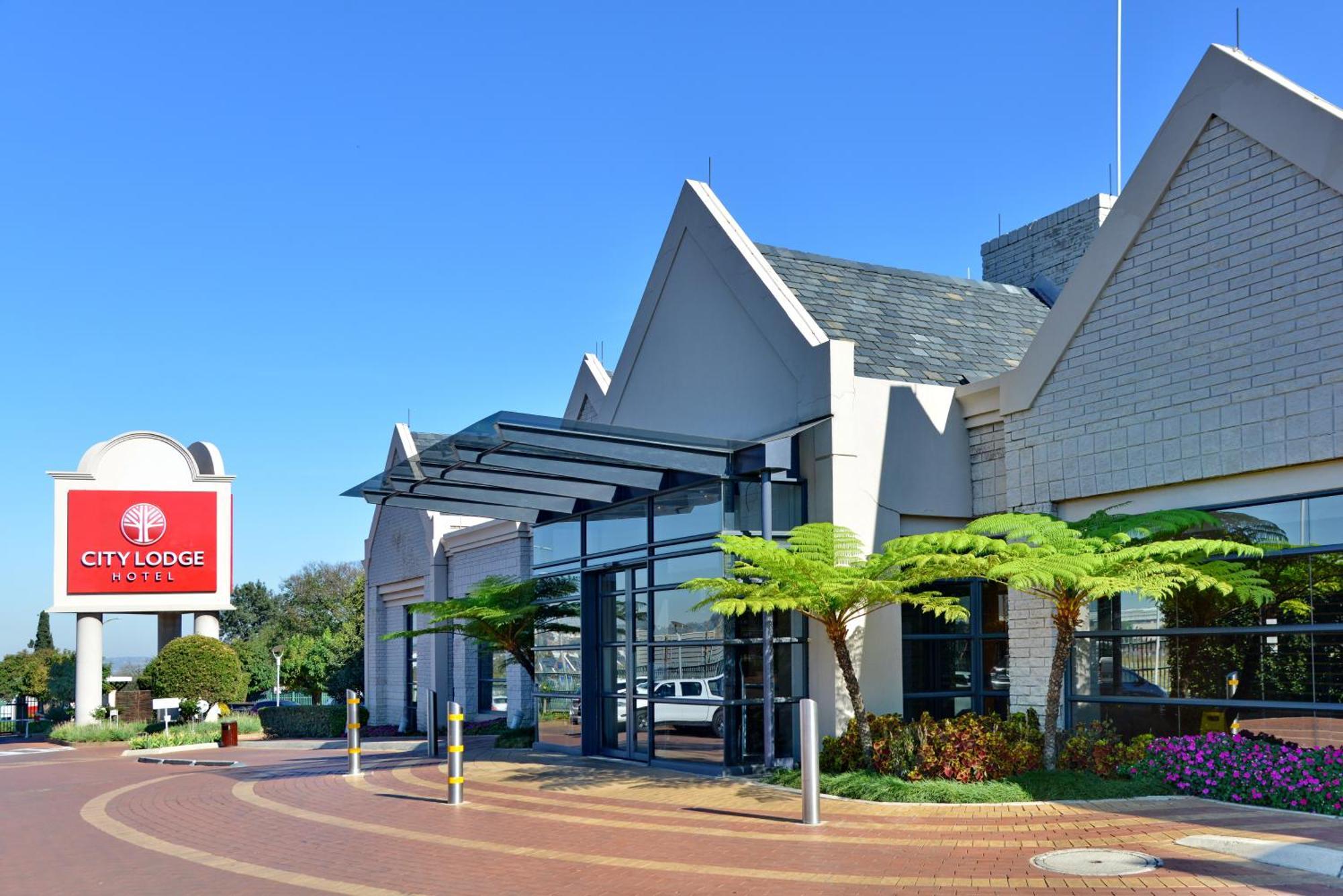 City Lodge Hotel Johannesburg Airport, Barbara Road Κέμπτον Παρκ Εξωτερικό φωτογραφία
