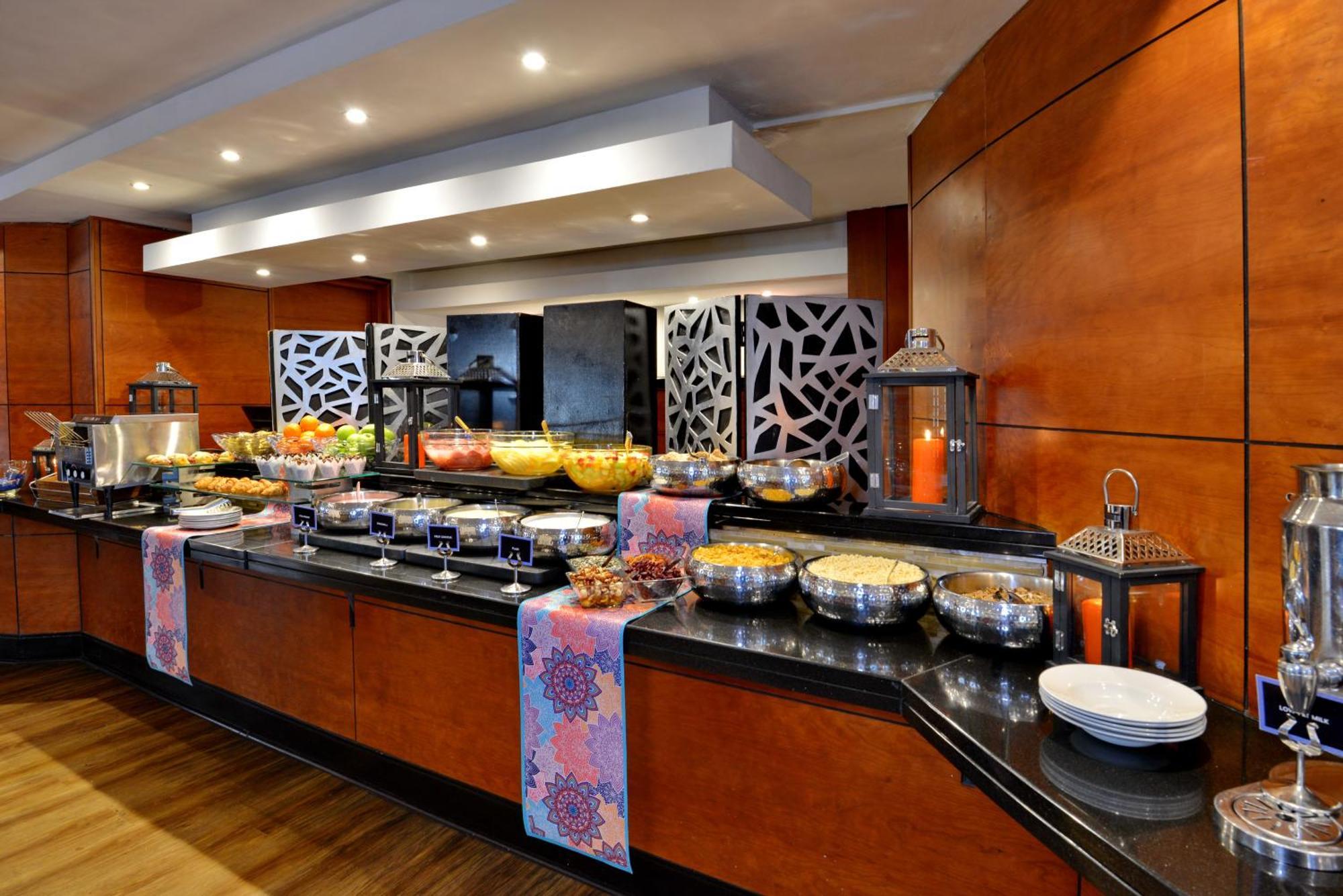 City Lodge Hotel Johannesburg Airport, Barbara Road Κέμπτον Παρκ Εξωτερικό φωτογραφία