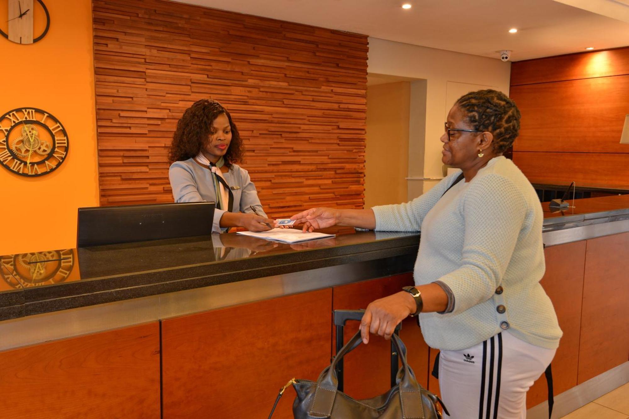 City Lodge Hotel Johannesburg Airport, Barbara Road Κέμπτον Παρκ Εξωτερικό φωτογραφία