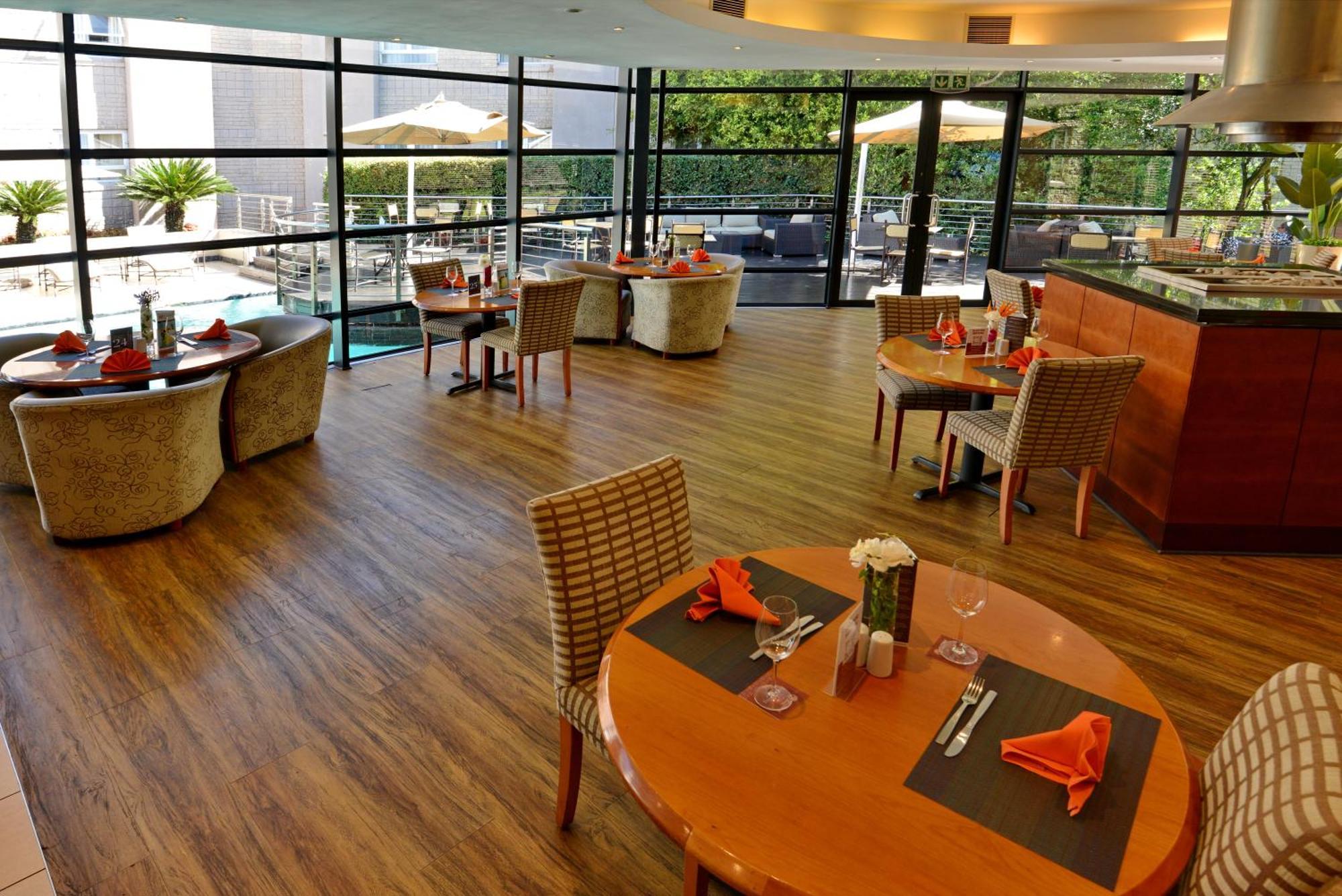 City Lodge Hotel Johannesburg Airport, Barbara Road Κέμπτον Παρκ Εξωτερικό φωτογραφία